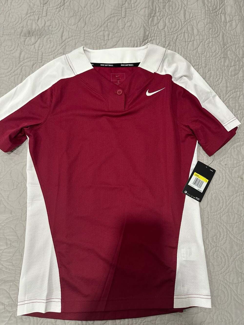 Nike Women's Softball Jersey Shirt Maroon White Size S AV6715-812